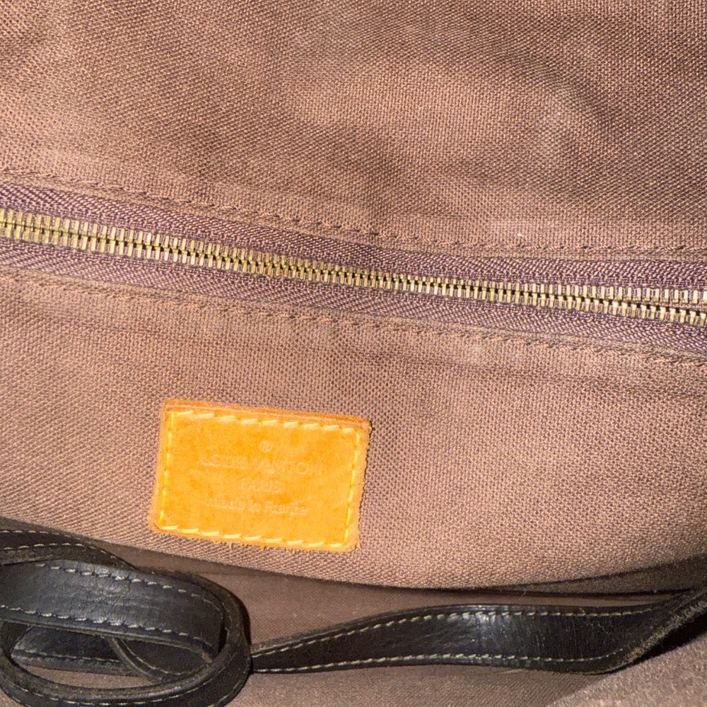 ✅Authentic Louis Vuitton Menilmontant  MM - Picture 14 of 16